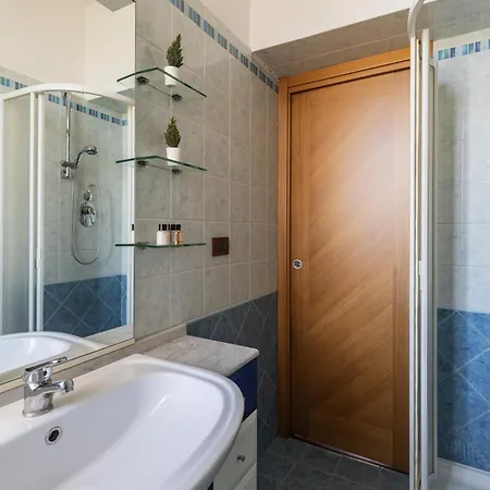 Hostly-roma Clelia Suite-few Steps From S Giovanni شقة